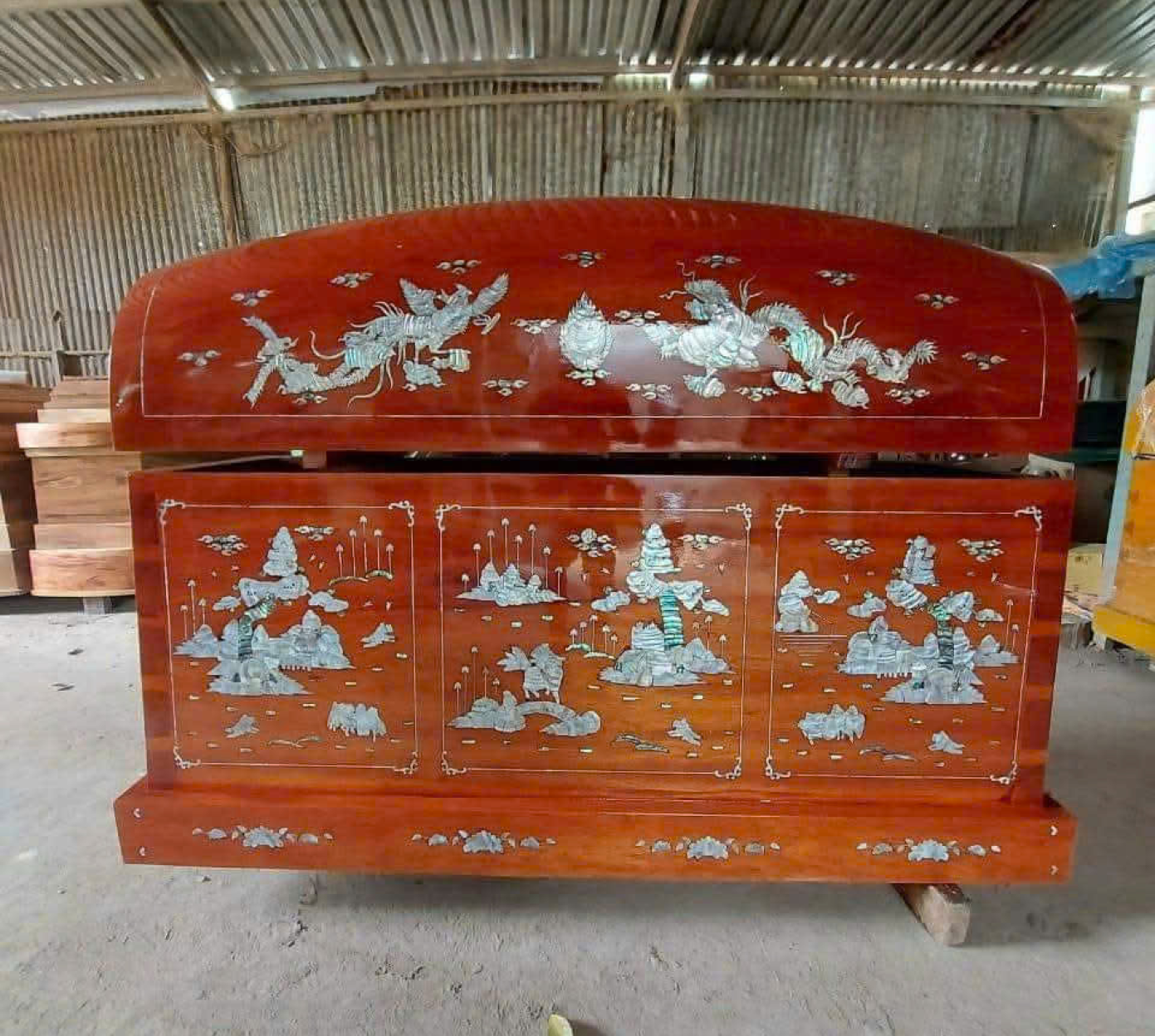Hòm gỗ cẩn