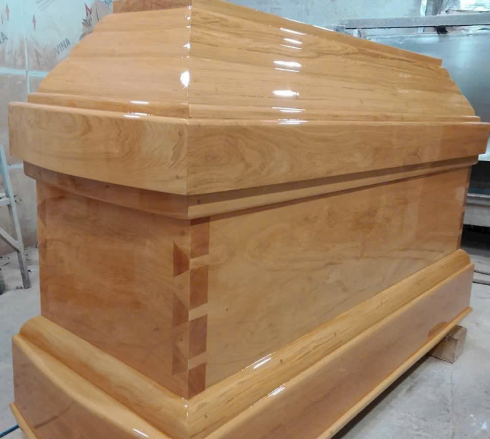 Áo quan Gỗ mỹ trai